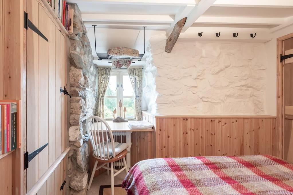 Traditional Stone Cottage With Sea Views In Snowdonia National Park Brynkir Zewnętrze zdjęcie